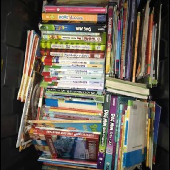 Books 4/$10 or 10/$20 Kids Children’s Elementary Classroom Library - Picture 2 of 5